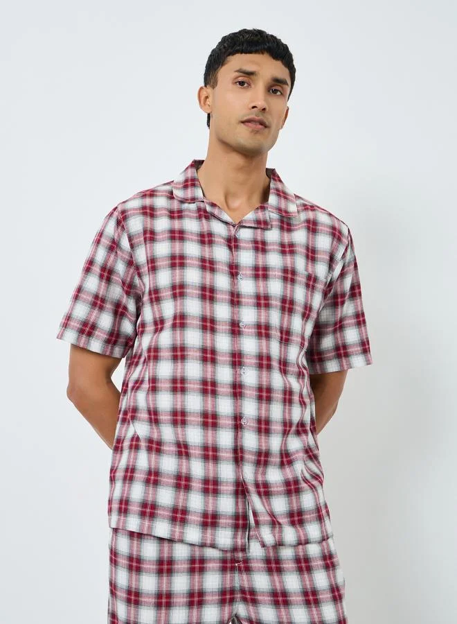 ستايلي طقم بيجاما من بنطال وقميص كاروهات بأزرار غلق